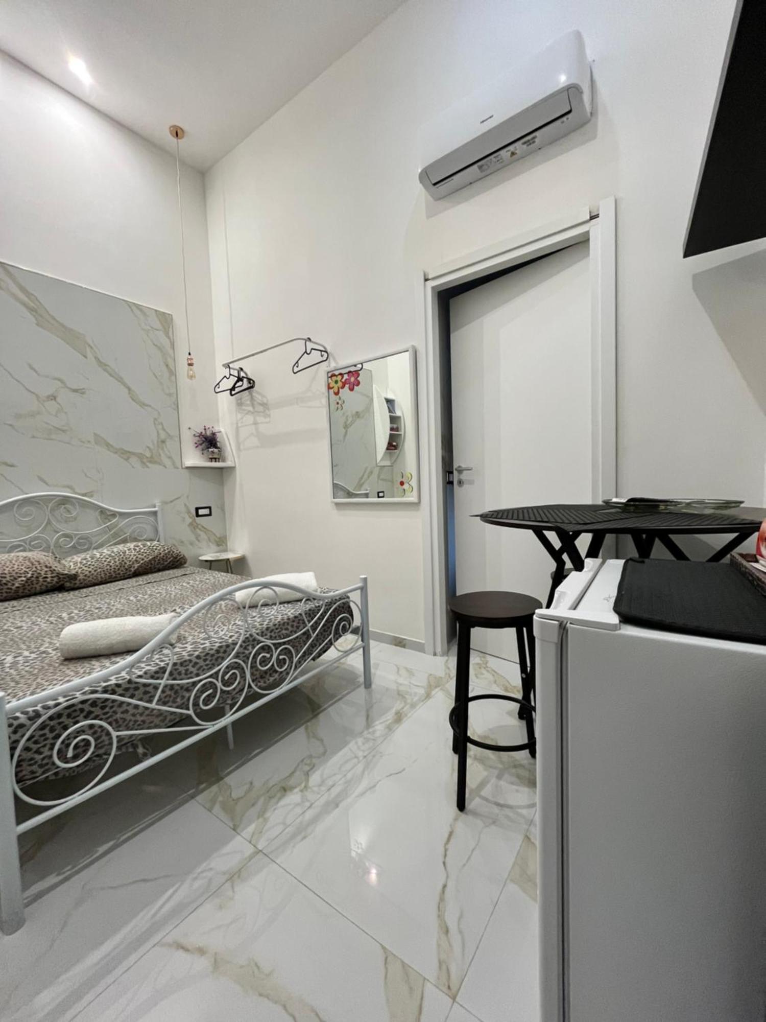 Apartament O'Vicolo E Napoli Zewnętrze zdjęcie