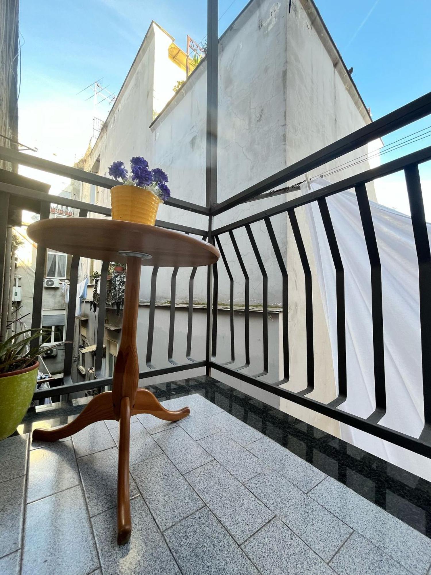 Apartament O'Vicolo E Napoli Zewnętrze zdjęcie