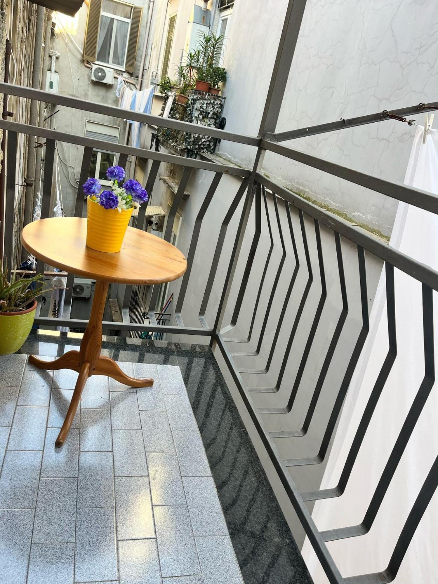 Apartament O'Vicolo E Napoli Zewnętrze zdjęcie